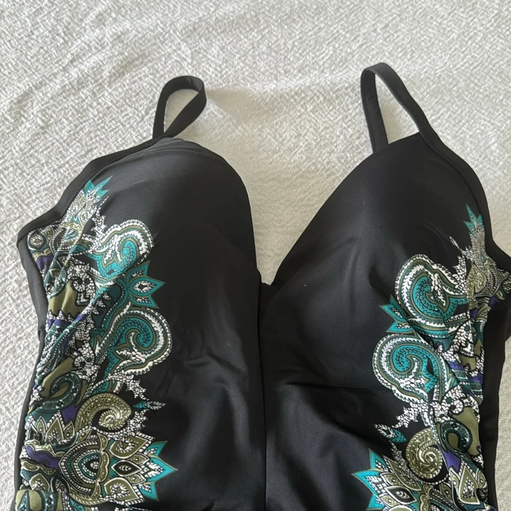 Miraclesuit Precioso Temptation Underwire One-Piece Swimsuit, Size 6, $182